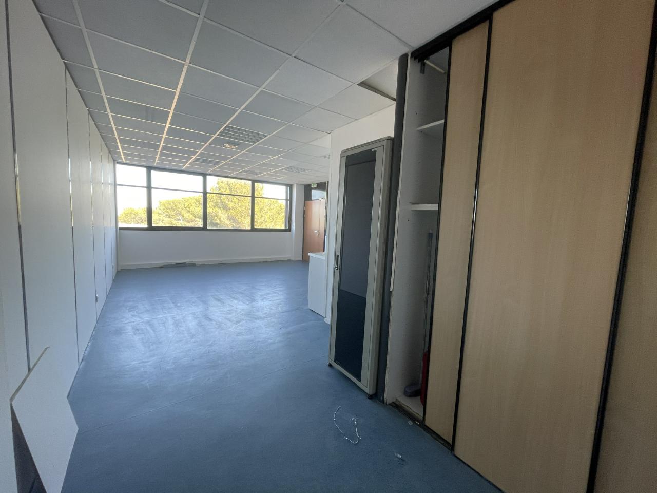 Bureau Aix-en-Provence 489m² Vente bureau Aix-en-Provence Bouches-du-Rhône OVBUR2531533 7